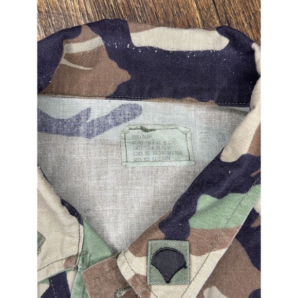 Vintage Army Fatigue Jacket Camo Military Size Small Short - Picture 2 of 5